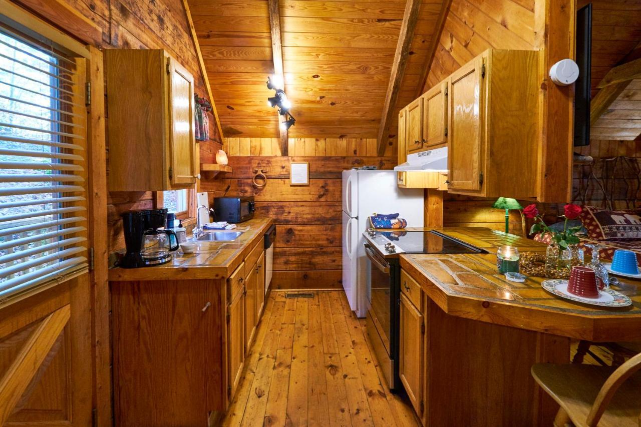 A Cabin In The Woods Pigeon Forge Exterior photo