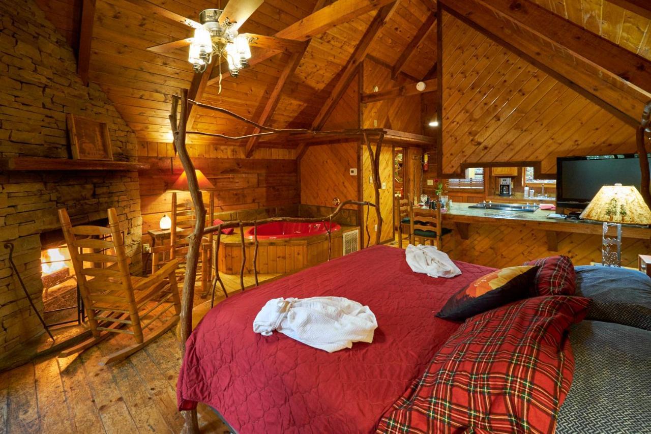 A Cabin In The Woods Pigeon Forge Exterior photo